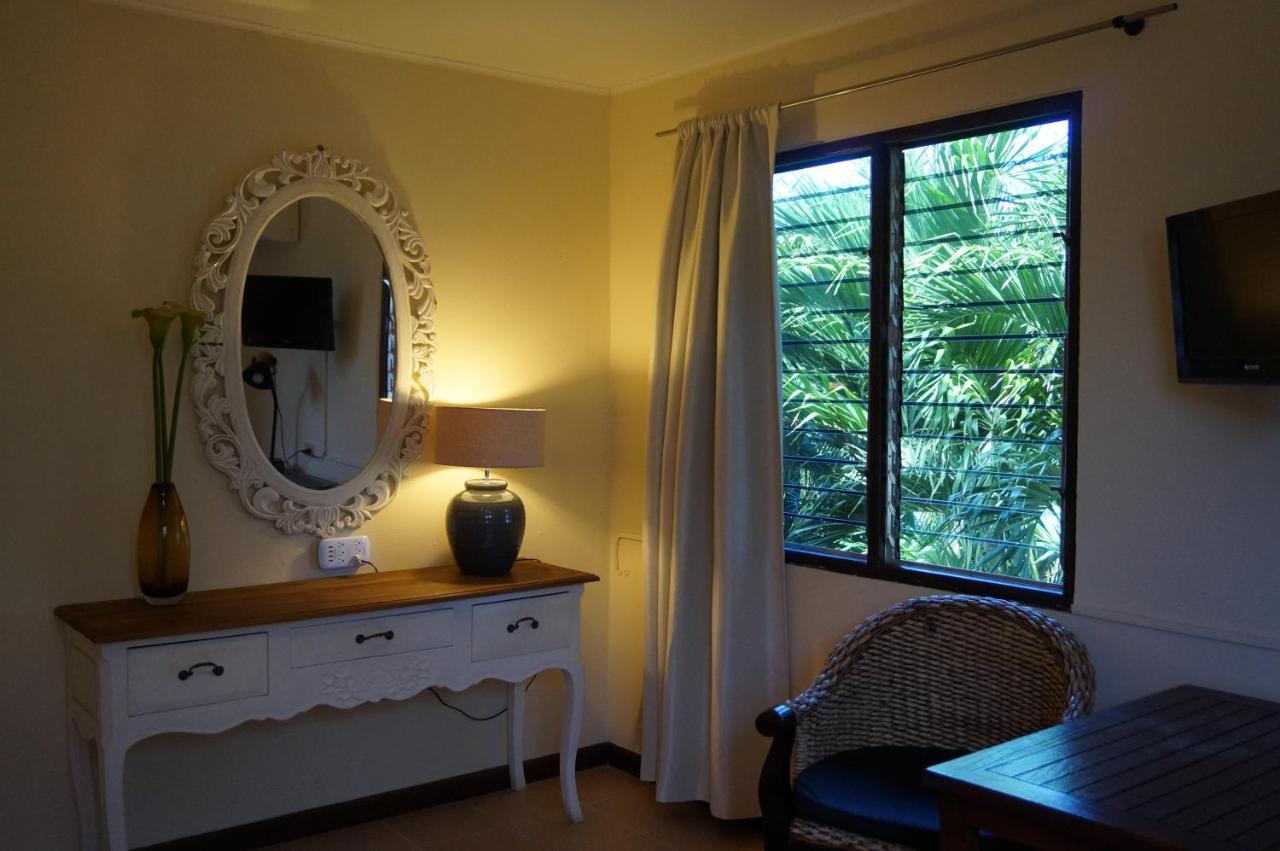 Wonders Boutique Hotel Oranjestad Bagian luar foto