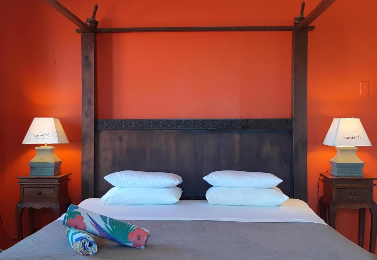 Wonders Boutique Hotel Oranjestad Bagian luar foto
