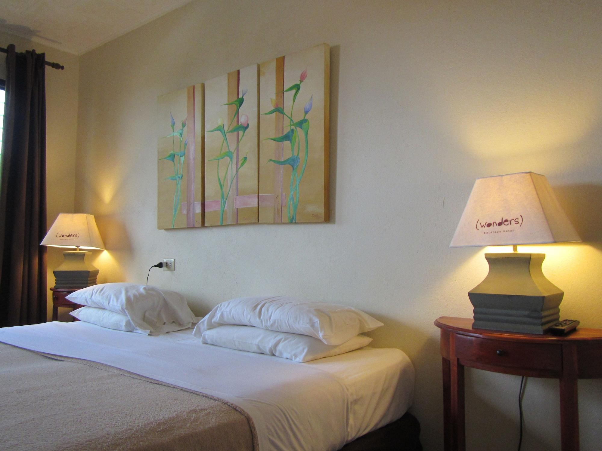 Wonders Boutique Hotel Oranjestad Bagian luar foto